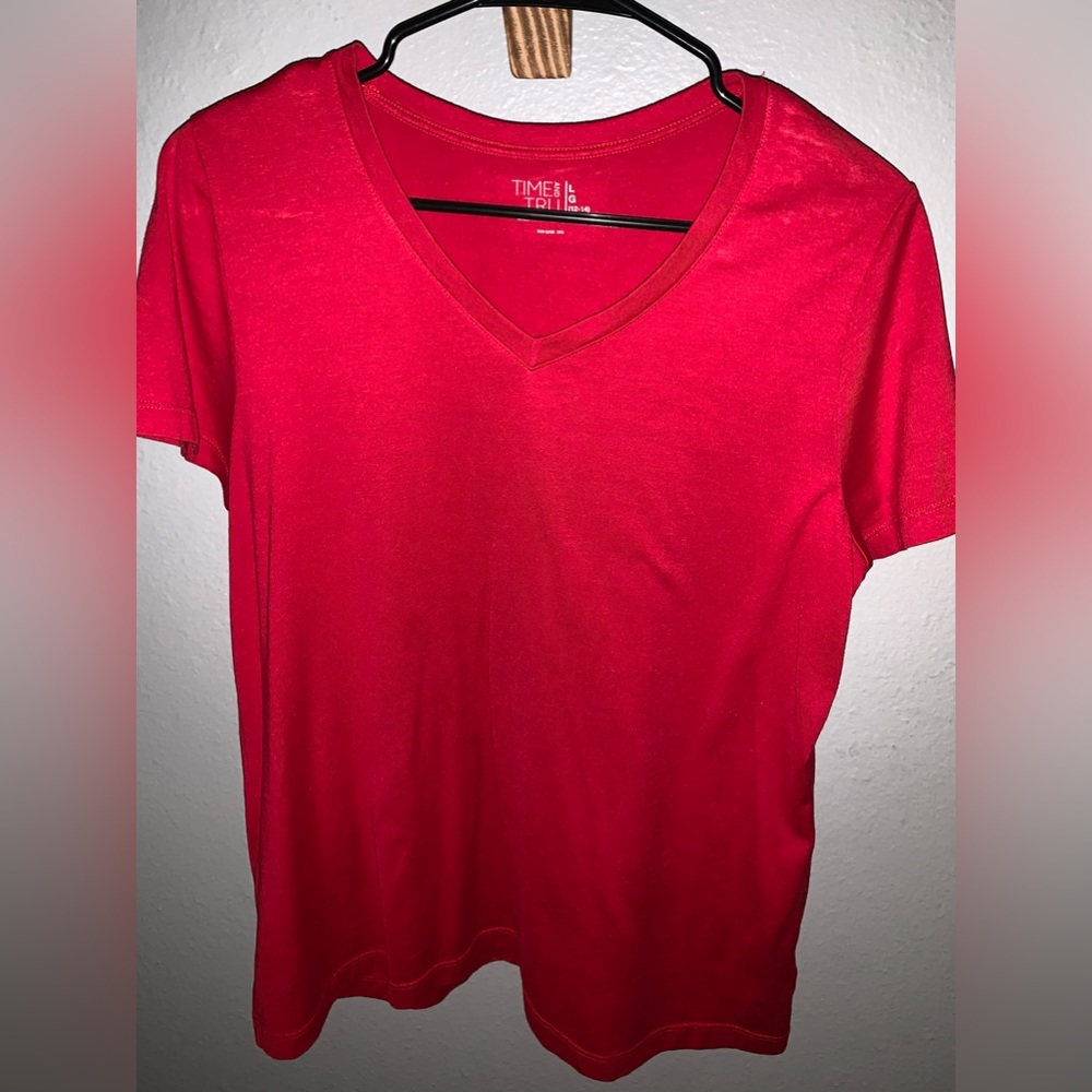 Red short sleeve shirt
